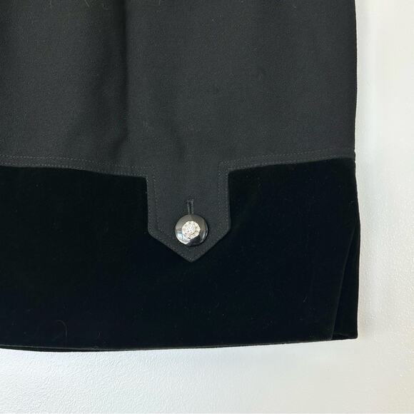 Vintage Valentino Miss V 100% Wool Pencil Skirt Black Velvet Hem Classic Elegant - Picture 9 of 14
